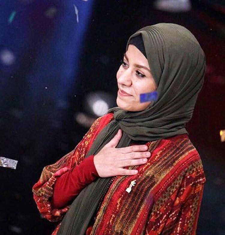 شادی ماهشهری ها برای فاطمه عبادی شادی ماهشهری ها برای فاطمه عبادی