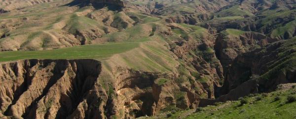 دره توبیرون دزفول ، حاصل هزاران سال فرسایش آبی